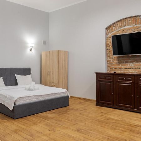 Apartment On Stavropihiiska Street 3 Λβιβ Εξωτερικό φωτογραφία