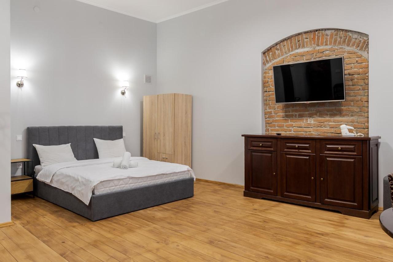 Apartment On Stavropihiiska Street 3 Λβιβ Εξωτερικό φωτογραφία