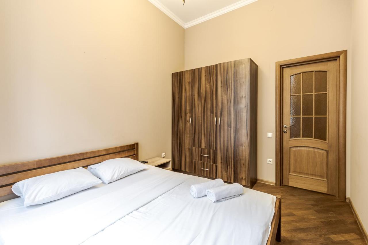 Apartment On Stavropihiiska Street 3 Λβιβ Εξωτερικό φωτογραφία